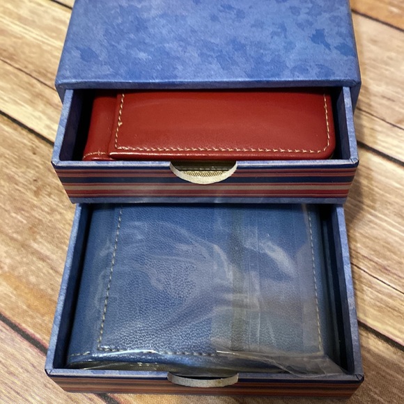 Creative Memories Special Edition Mini Albums in Box - Picture 5 of 8